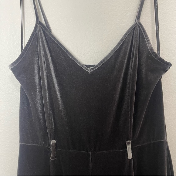 Forever 21 Dark Grey Silver Velvet Wide Leg Jumpsuit - Picture 8 of 10